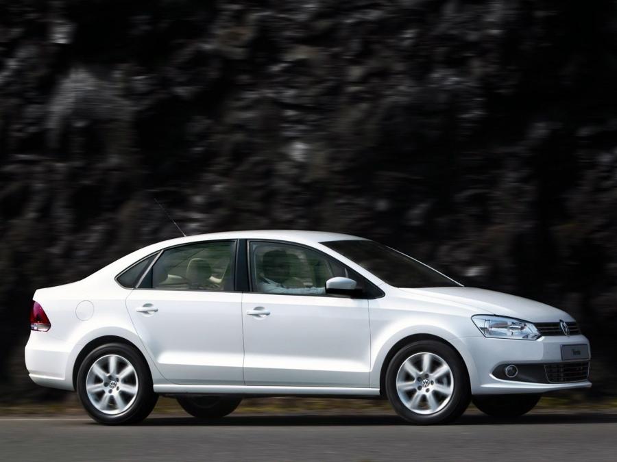  Volkswagen Vento 2010 года  (фото 2 из 3)